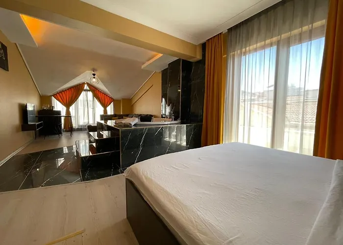 Otto Loft Premium Отель 3*